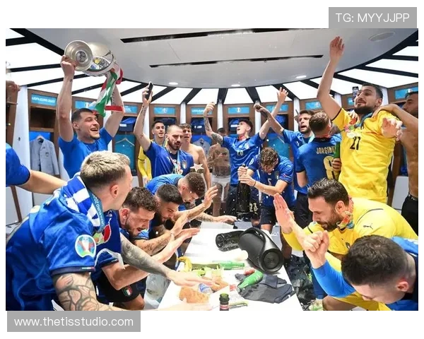 慈善赛争议飞铲！博努奇放倒前英格兰女足队长